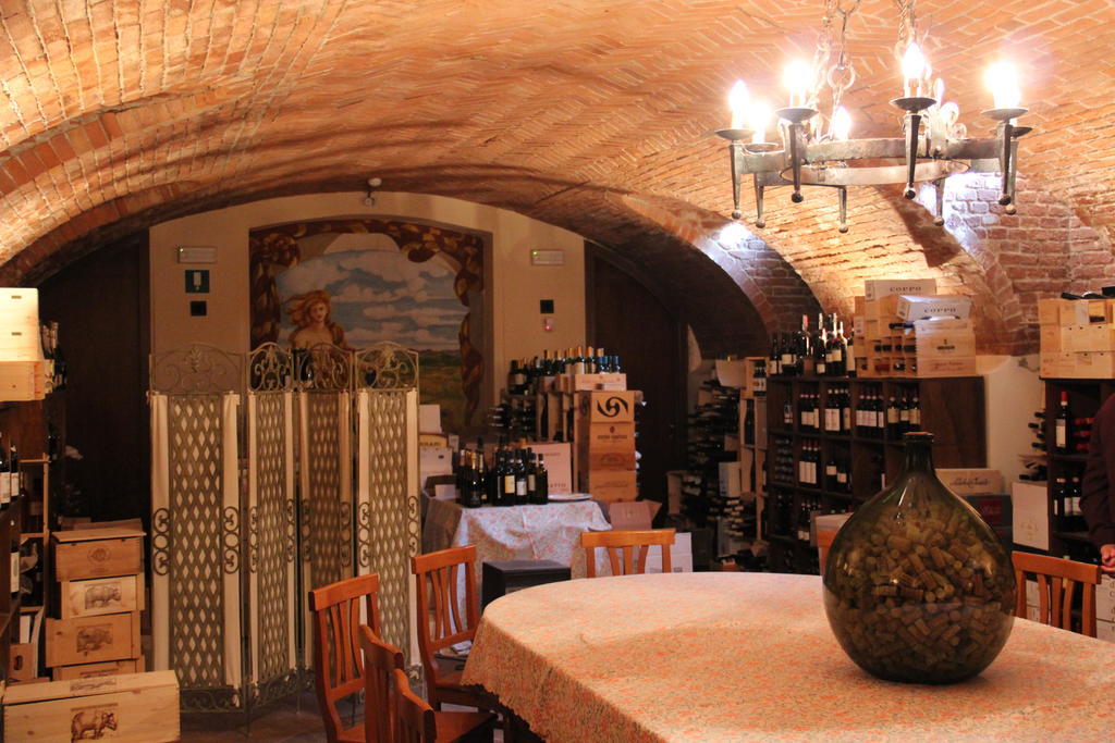 Locanda Del Boscogrande Montegrosso dʼAsti Eksteriør bilde