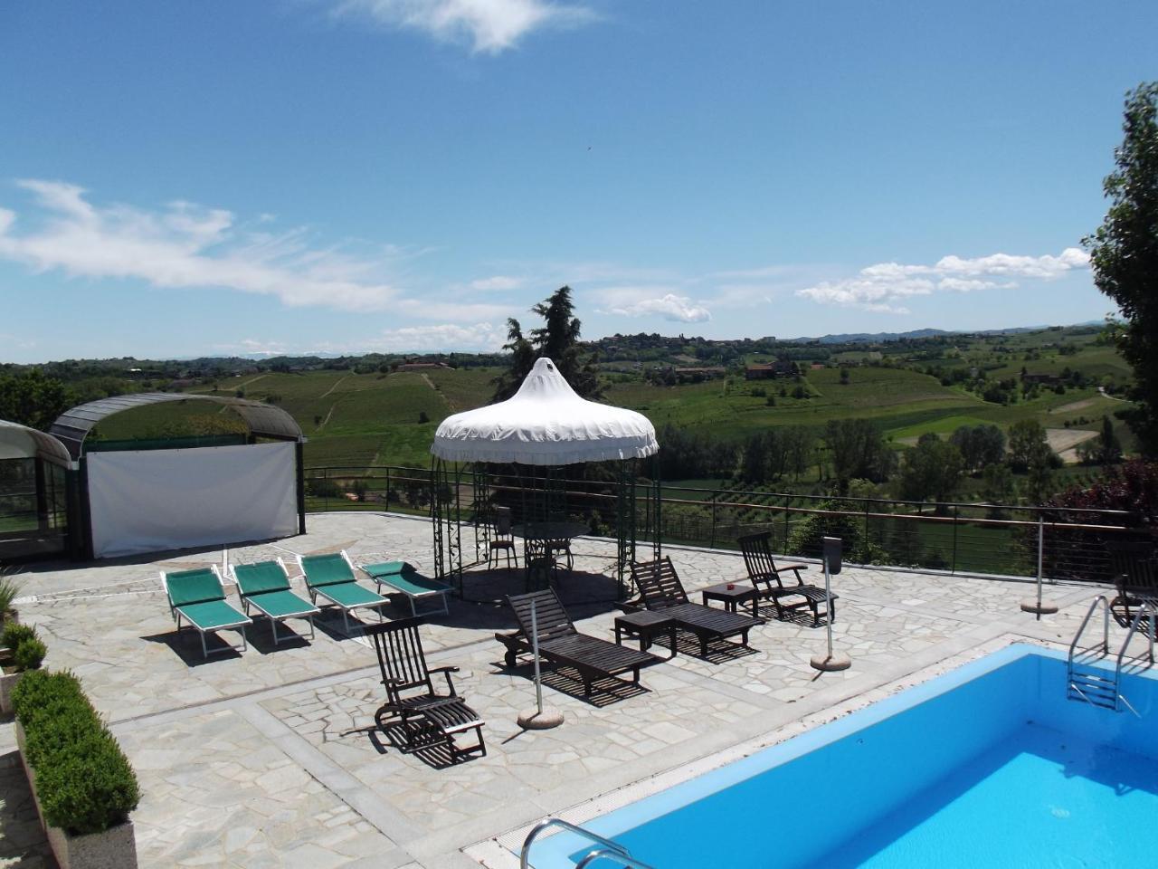 Locanda Del Boscogrande Montegrosso dʼAsti Eksteriør bilde
