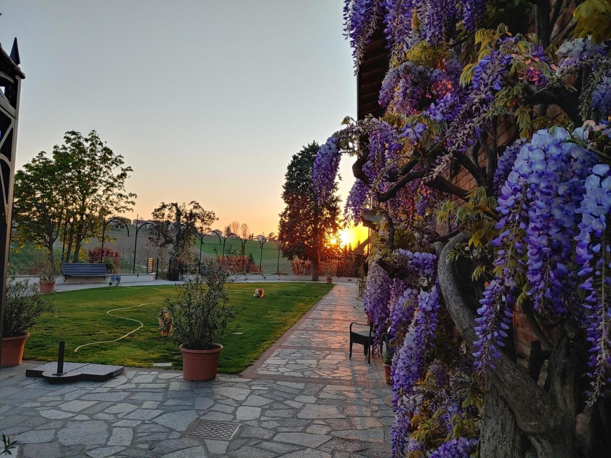 Locanda Del Boscogrande Montegrosso dʼAsti Eksteriør bilde